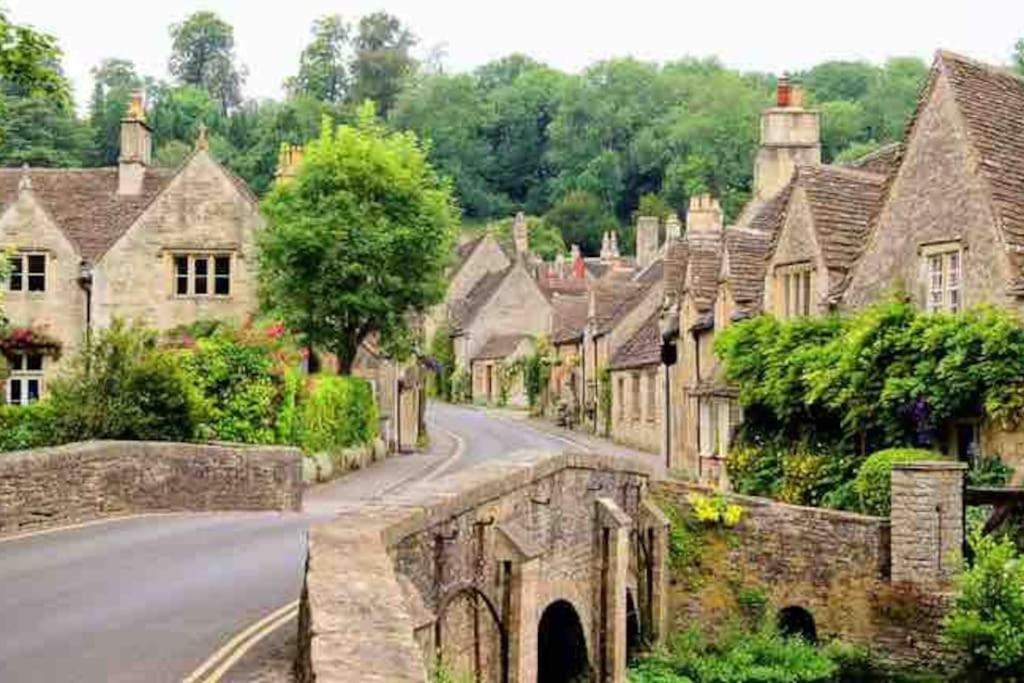 Вилла Relaxing Retreat On The Edge Of The Cotswolds Kingswood  Экстерьер фото